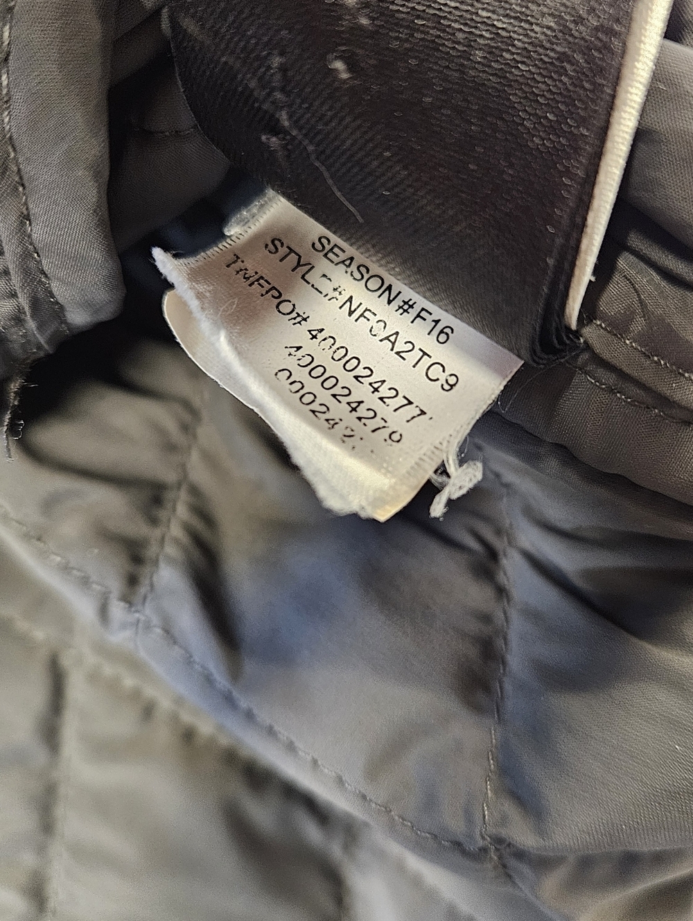 North Face Thermoball Jacket Mens Small Full Zip Quilted Puffer NF0A3JPO Black - Picture 7 of 10